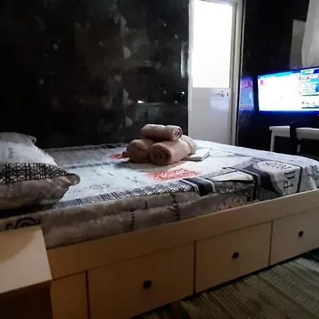 Lovely One Bedroom For Couples * Tirana